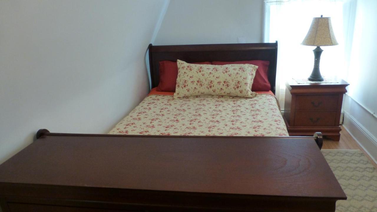 Classical American Homestay House Нью-Йорк Экстерьер фото