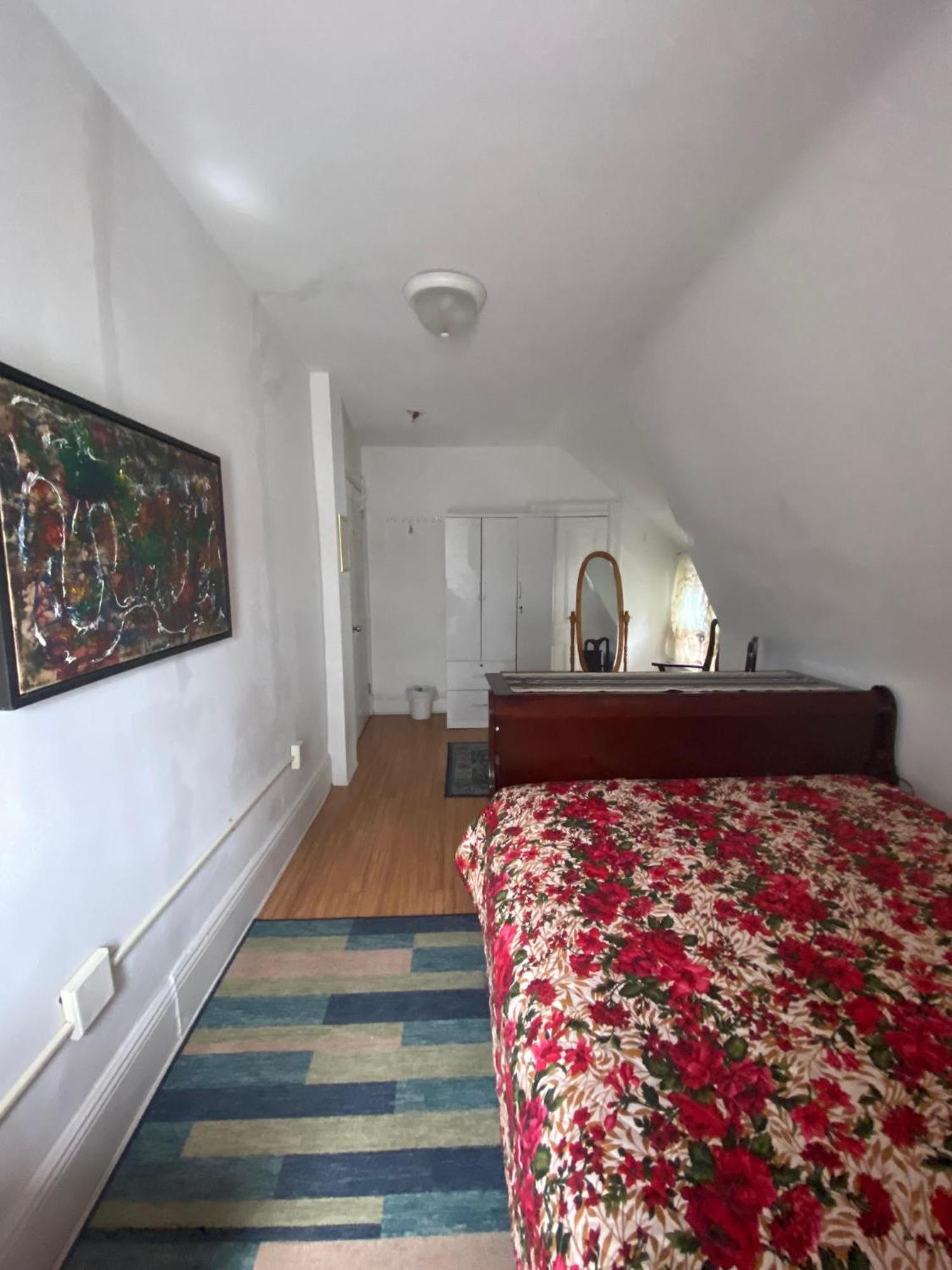 Classical American Homestay House Нью-Йорк Экстерьер фото